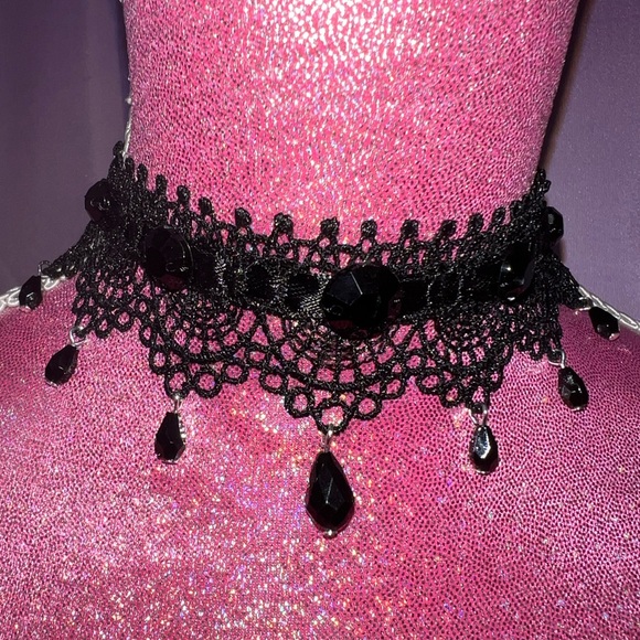 Jewelry - emo/goth lolita lace choker